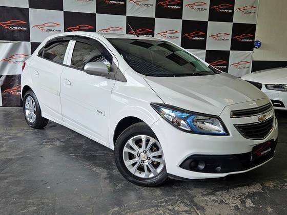 CHEVROLET ONIX 1.0 MPFI LOLLAPALOOZA 8V FLEX 4P MANUAL